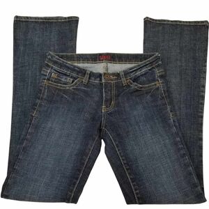SHANK SZ 25 medium blue low rise Main Street Flare jeans